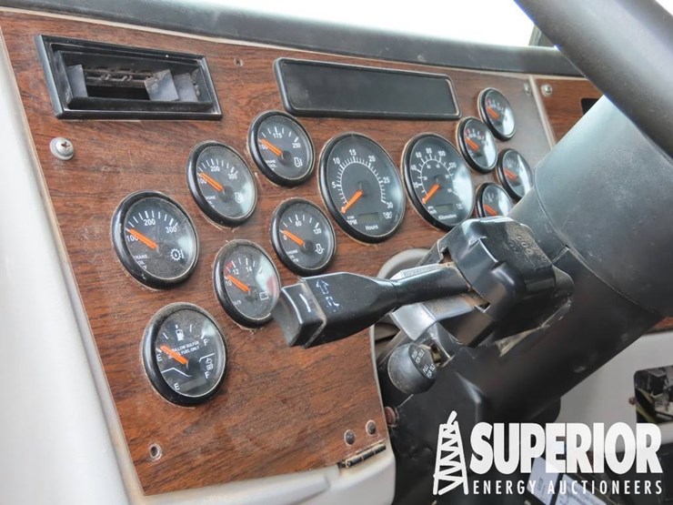 2015-western-star-4900-image-6