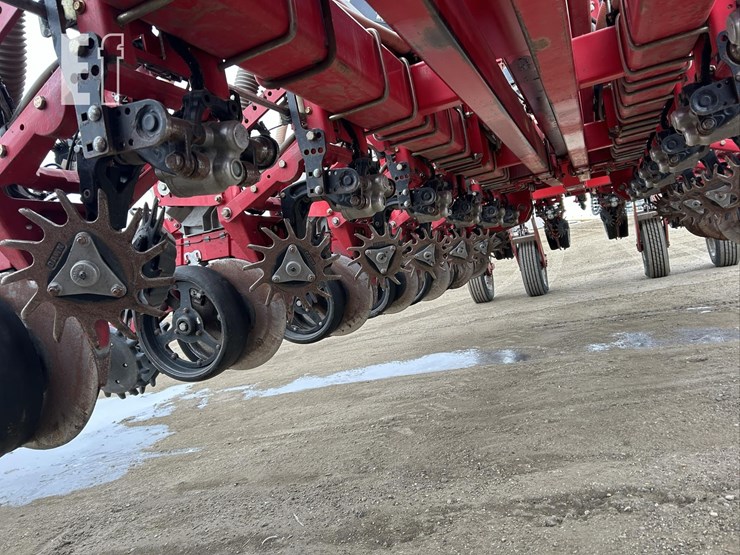 2014-white-9824-image-22