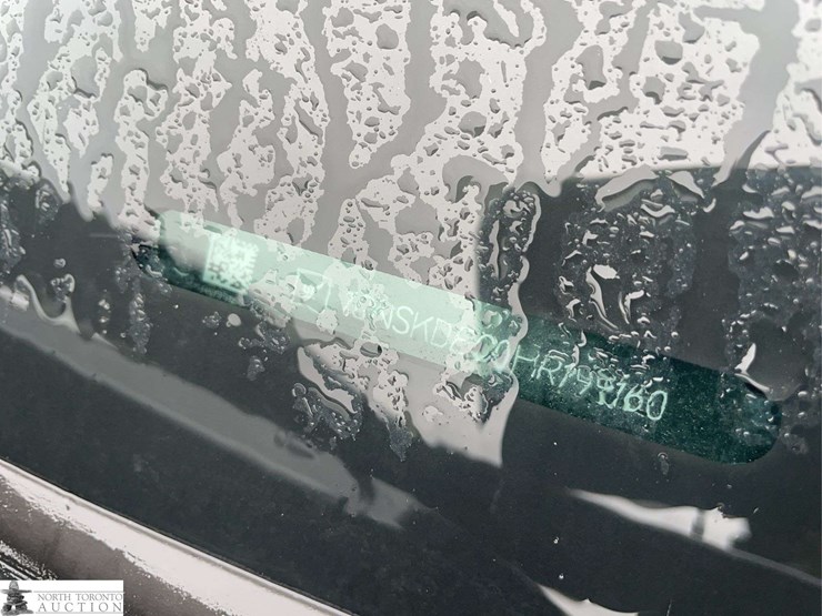 2017-chevrolet-tahoe-image-16