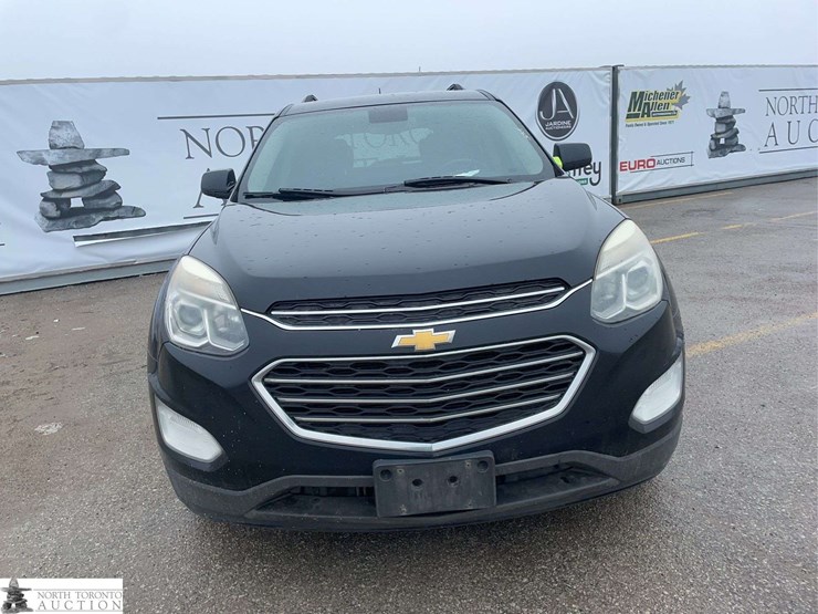 2016-chevrolet-equinox-image-2