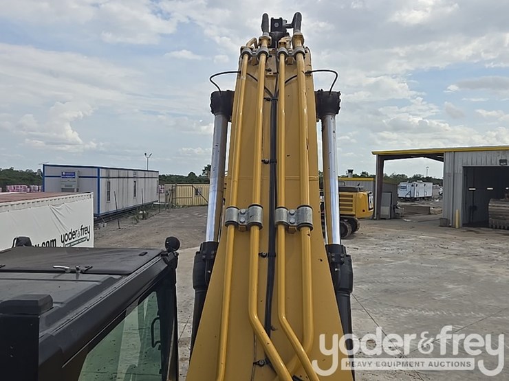 2017-caterpillar-336fl-image-88