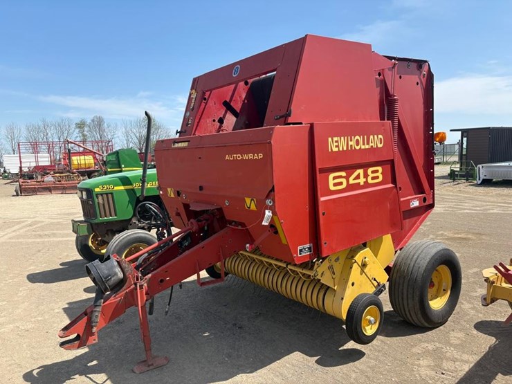 new-holland-648-image-2