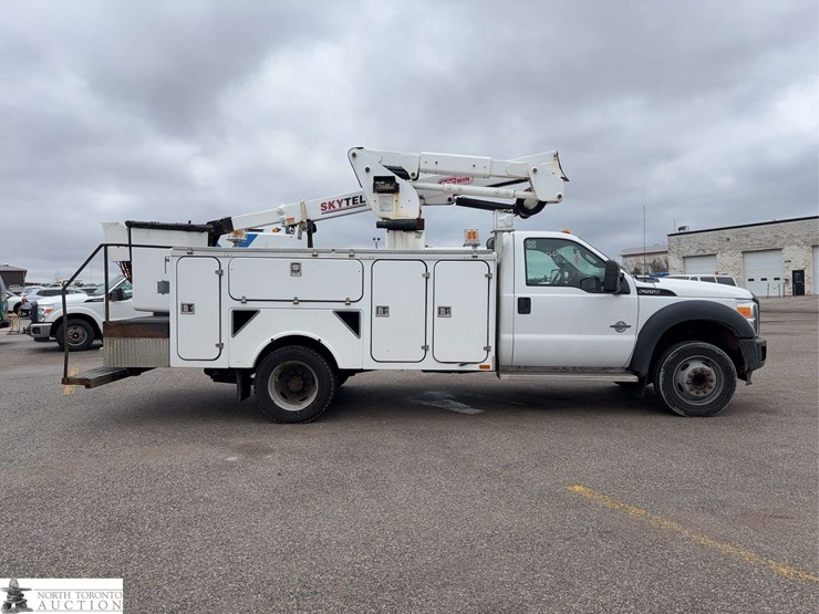 2012-ford-f550-image-4