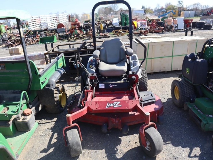exmark-lazer-z-zero-turn-mower-image-3