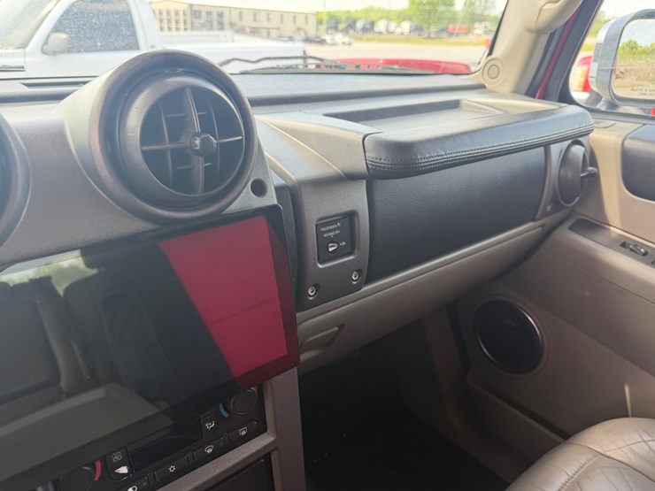 2004-hummer-h2-image-35