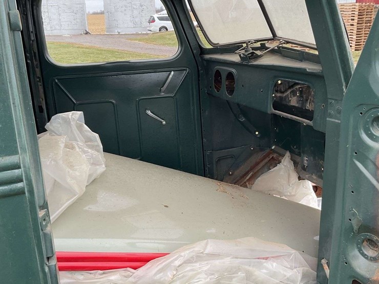 parts-truck-image-17