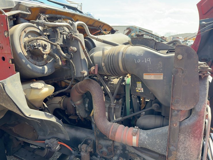 2007-ford-f750-xl-image-10