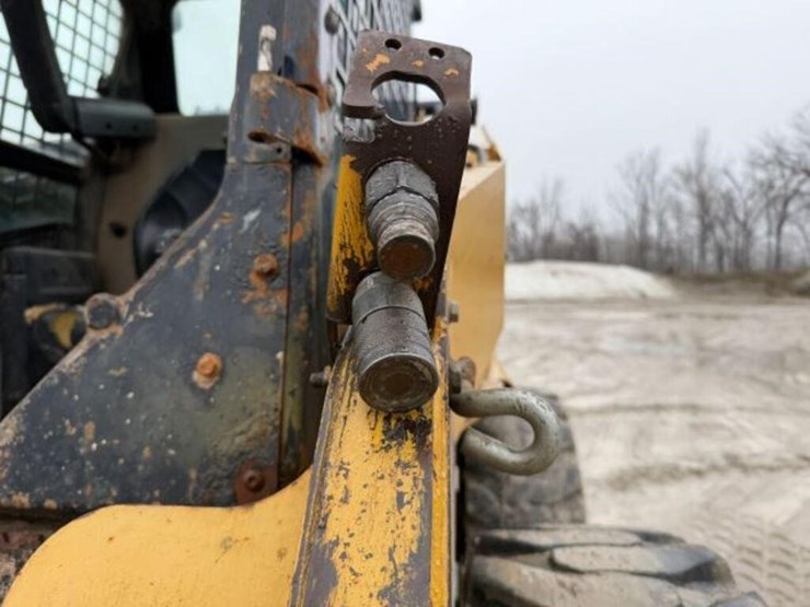 2009-caterpillar-232b2-image-20