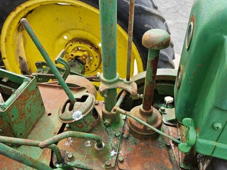 john-deere-model-b-image-23