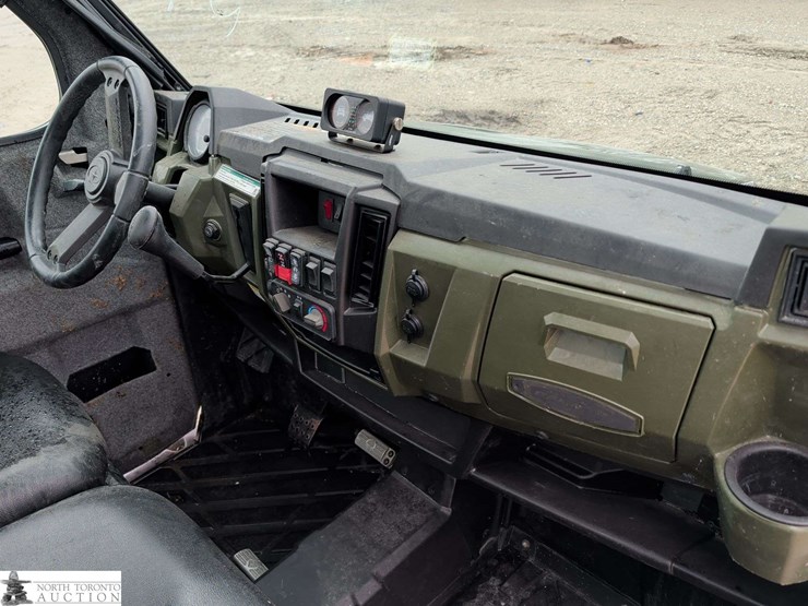 2015-polaris-ranger-image-25