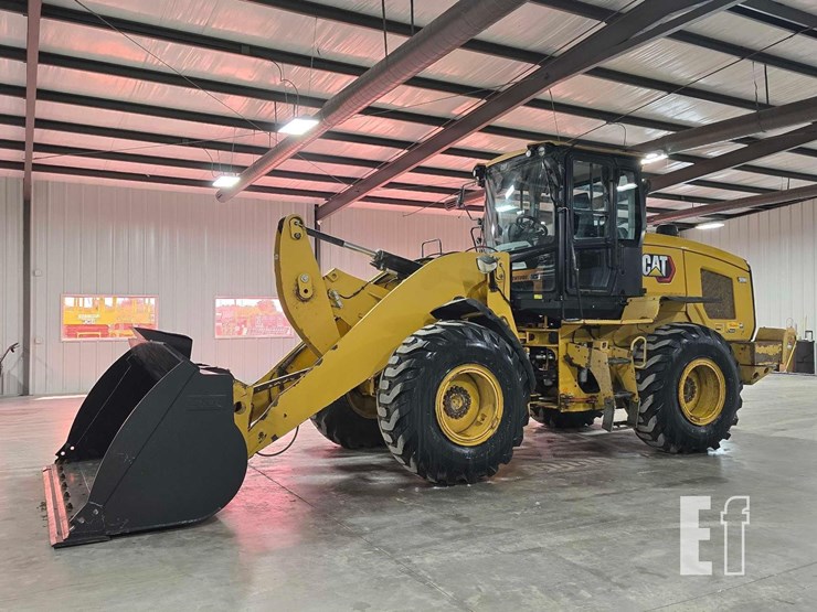 2023-caterpillar-930m-image-1