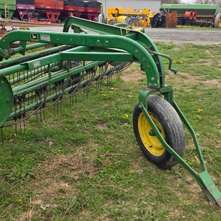 JOHN DEERE 662