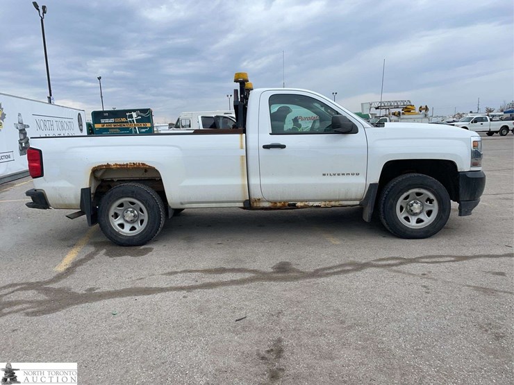 2016-chevrolet-silverado-1500-image-4
