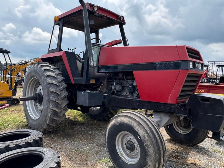 case-ih-1896-image-24