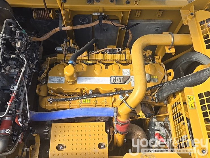 2017-caterpillar-336fl-image-67