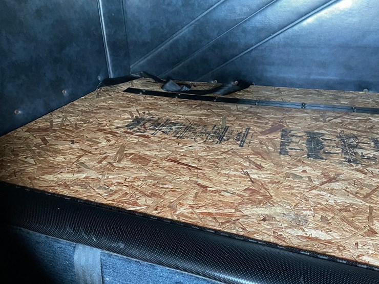 #400-•-1997-mac-ch600-semi-(has-wi-title)-image-100