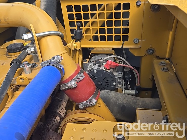 2017-caterpillar-336fl-image-77