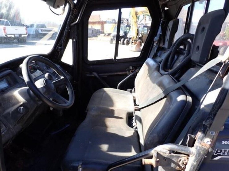 2015-pioneer-4x4-image-19