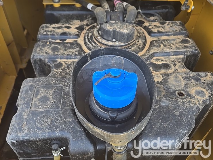 2019-caterpillar-336-image-59