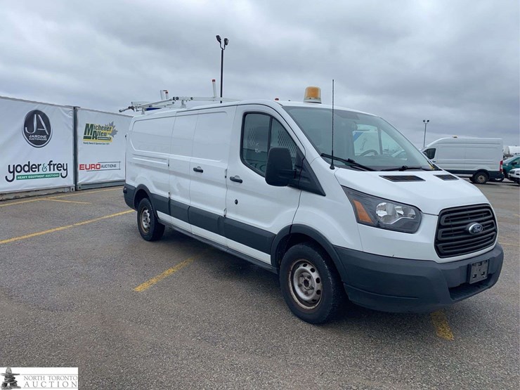 2015-ford-transit-image-8