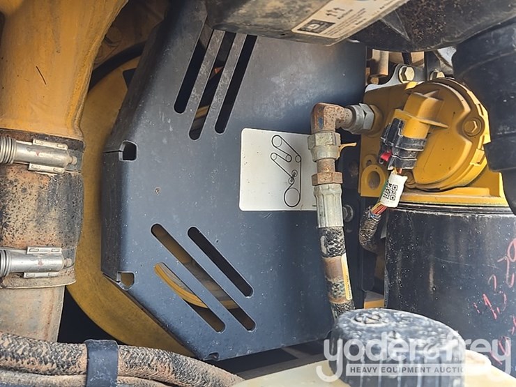 2022-deere-260e-image-89