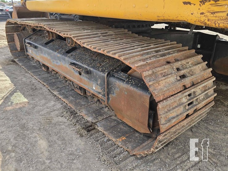 2020-caterpillar-336gc-image-34