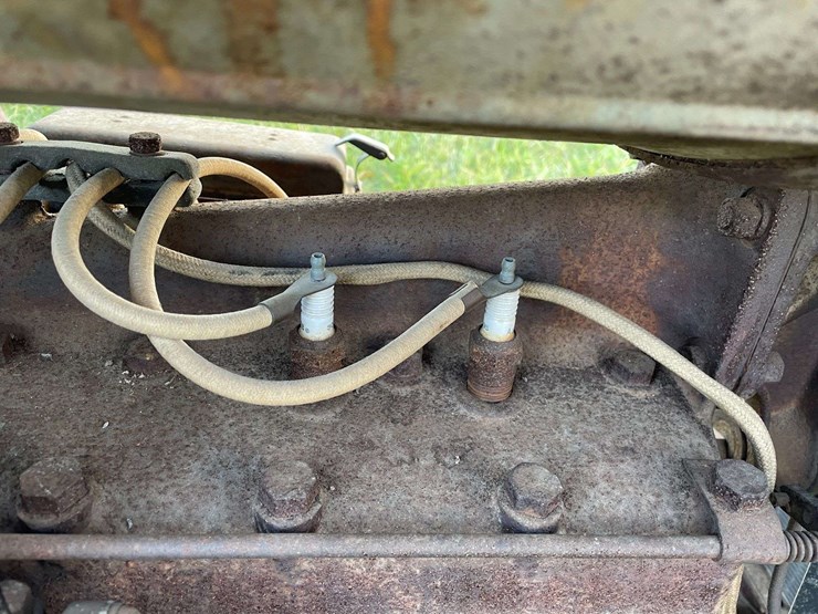 1927-fordson-tractor-image-24