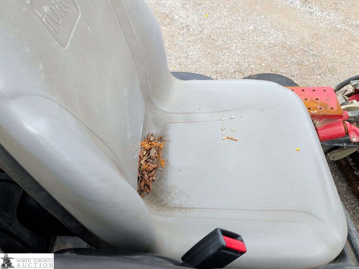 2013-toro-groundsmaster-3320-image-17