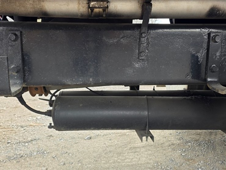 2006-international-9900-image-33