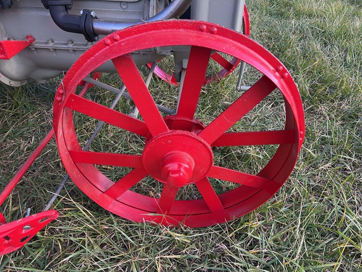 1921-fordson-tractor-image-19