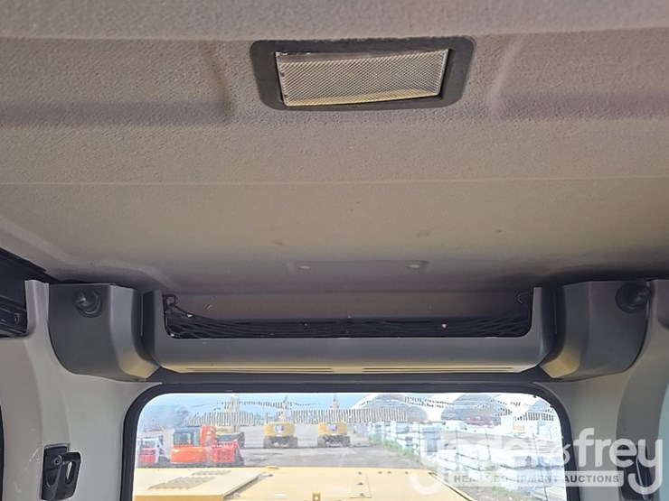 2019-caterpillar-336-image-146