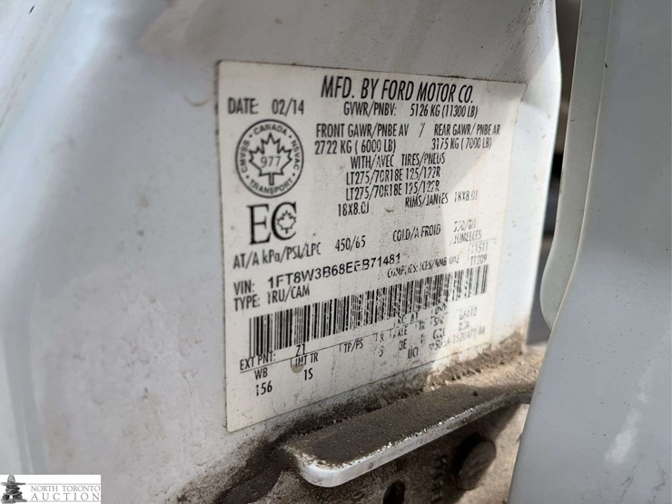 2014-ford-f350-image-16