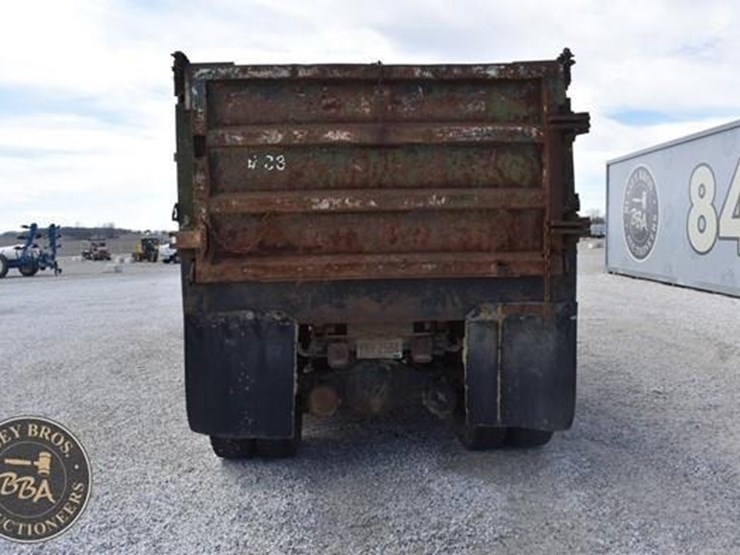 1988-ford-l8000-image-5