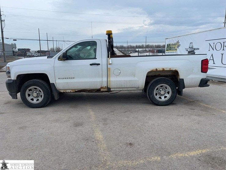 2016-chevrolet-silverado-1500-image-8