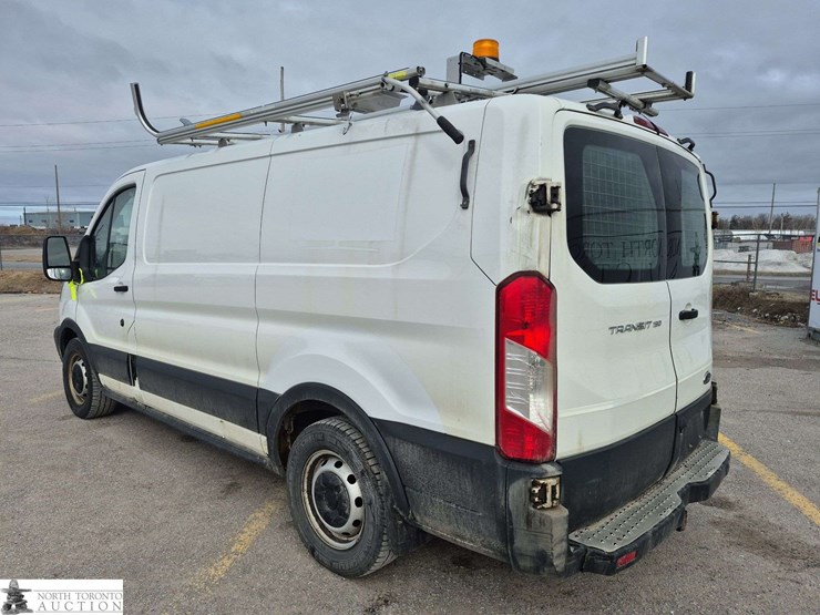 2017-ford-transit-image-7