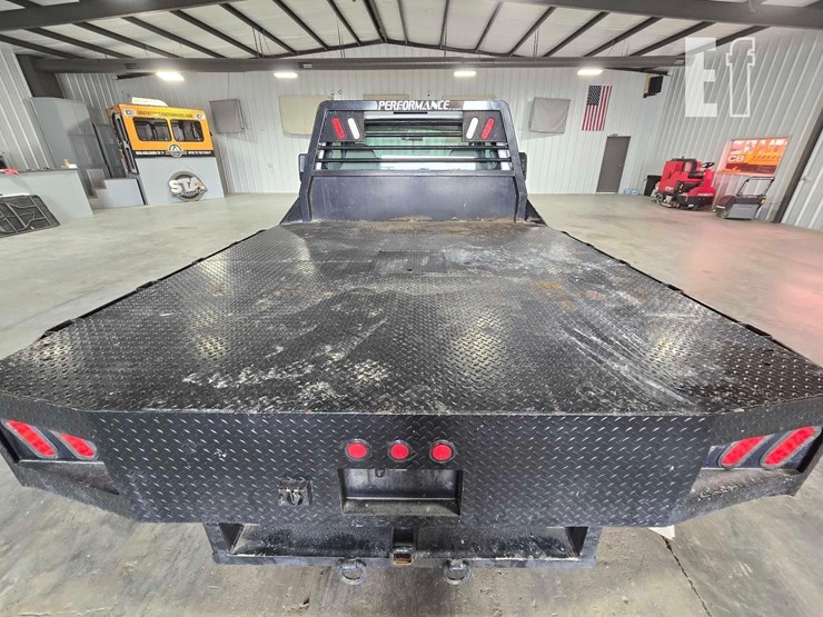 2008-ford-f550-image-15