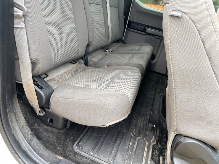 2018-ford-f150-image-46