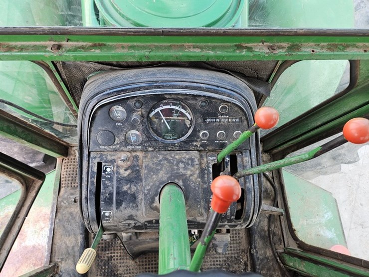 1974-john-deere-7520-image-42