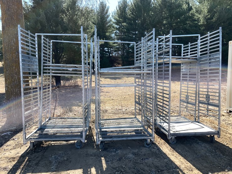 #3965-•-(6)-metal-greenhouse-rolling-racks-image-2