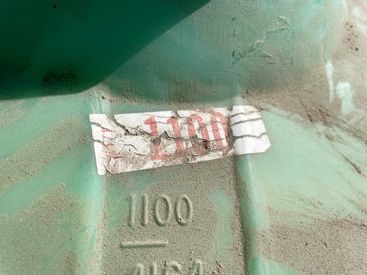 #3964-•-1,100-gallon-water-tank-image-5