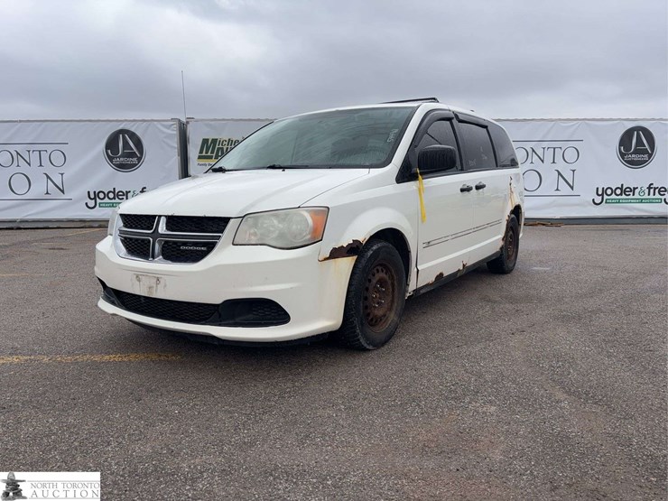 2011-dodge-grand-caravan-se-image-1
