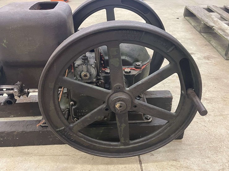 john-deere-11-image-22