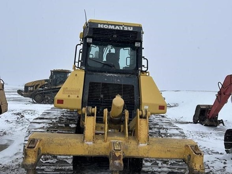 2017-komatsu-d61pxi-image-5