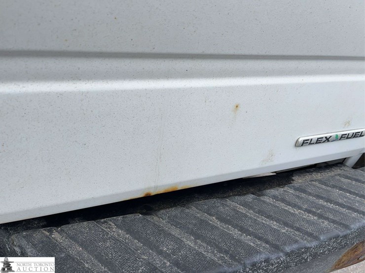 2014-ford-f150-image-32