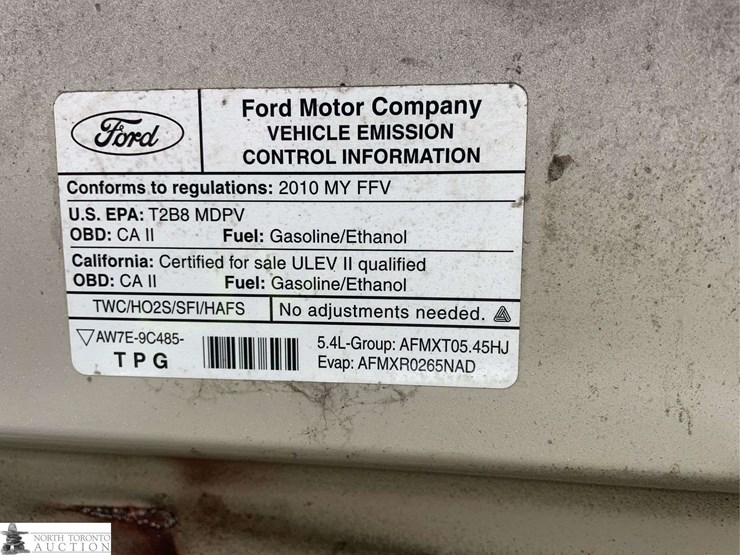 2010-ford-cargo-image-24