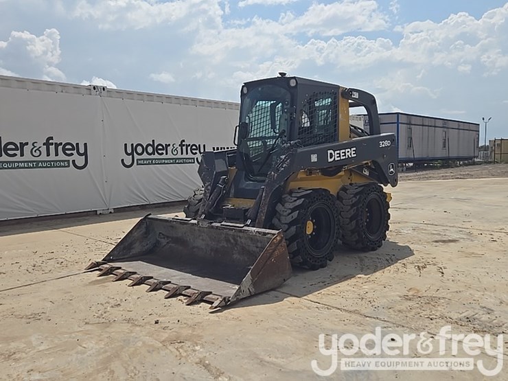 2011-deere-328d-image-1