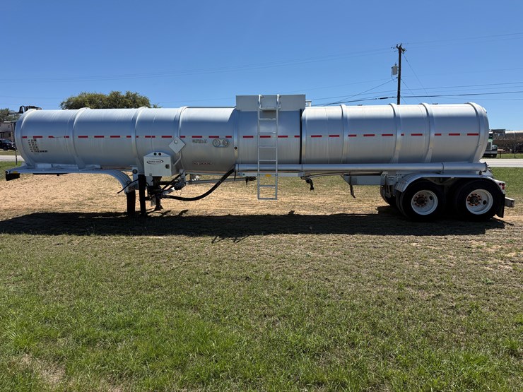 2013-profab-200bbl-crude-tanker-image-8