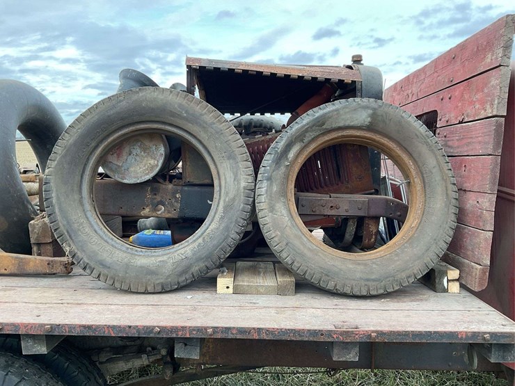 1938-ford-flatbed-truck-image-67