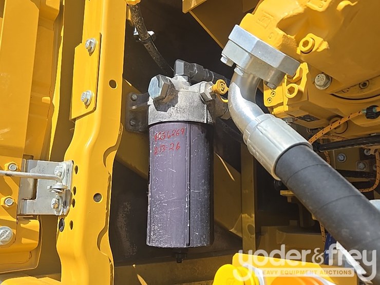 2019-caterpillar-336-image-49