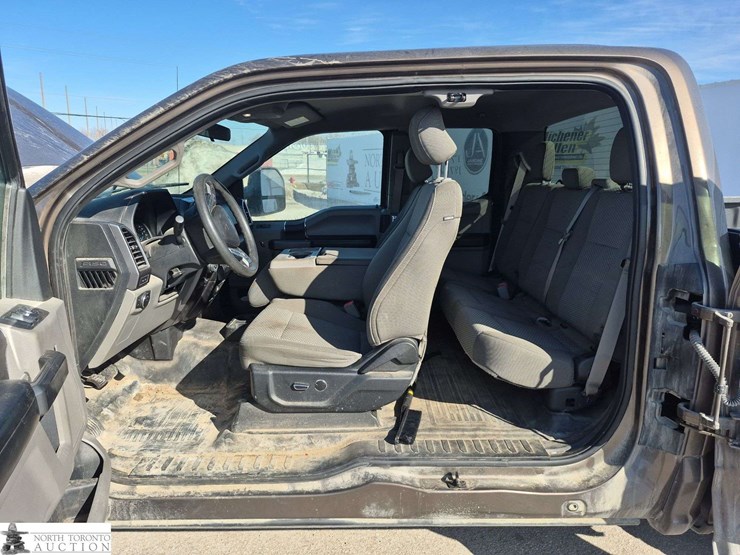 2017-ford-6.5-ft-image-21